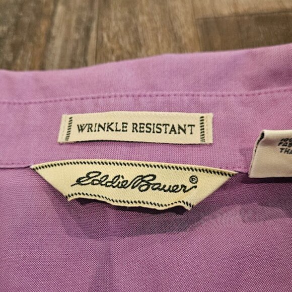 Eddie Bauer Women Size 6 Pastel Purple Wrinkle Resistant Cotton Button Up Shirt - Picture 3 of 5